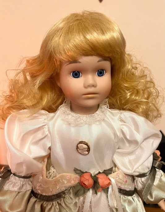 Haunted Vintage Porcelain Doll - Female - Attached is a wish granting and protective Djinn - Great condition, 41cm/16 inches tall - My Store